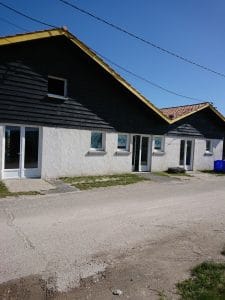 À  VENDRE UNITÉ DE PRODUCTION COMPLÈTE AU PORT DE LA BARBOTIÈRE OUEST